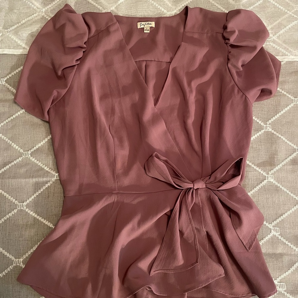 Lily White Pink Blouse. Size- LARGE